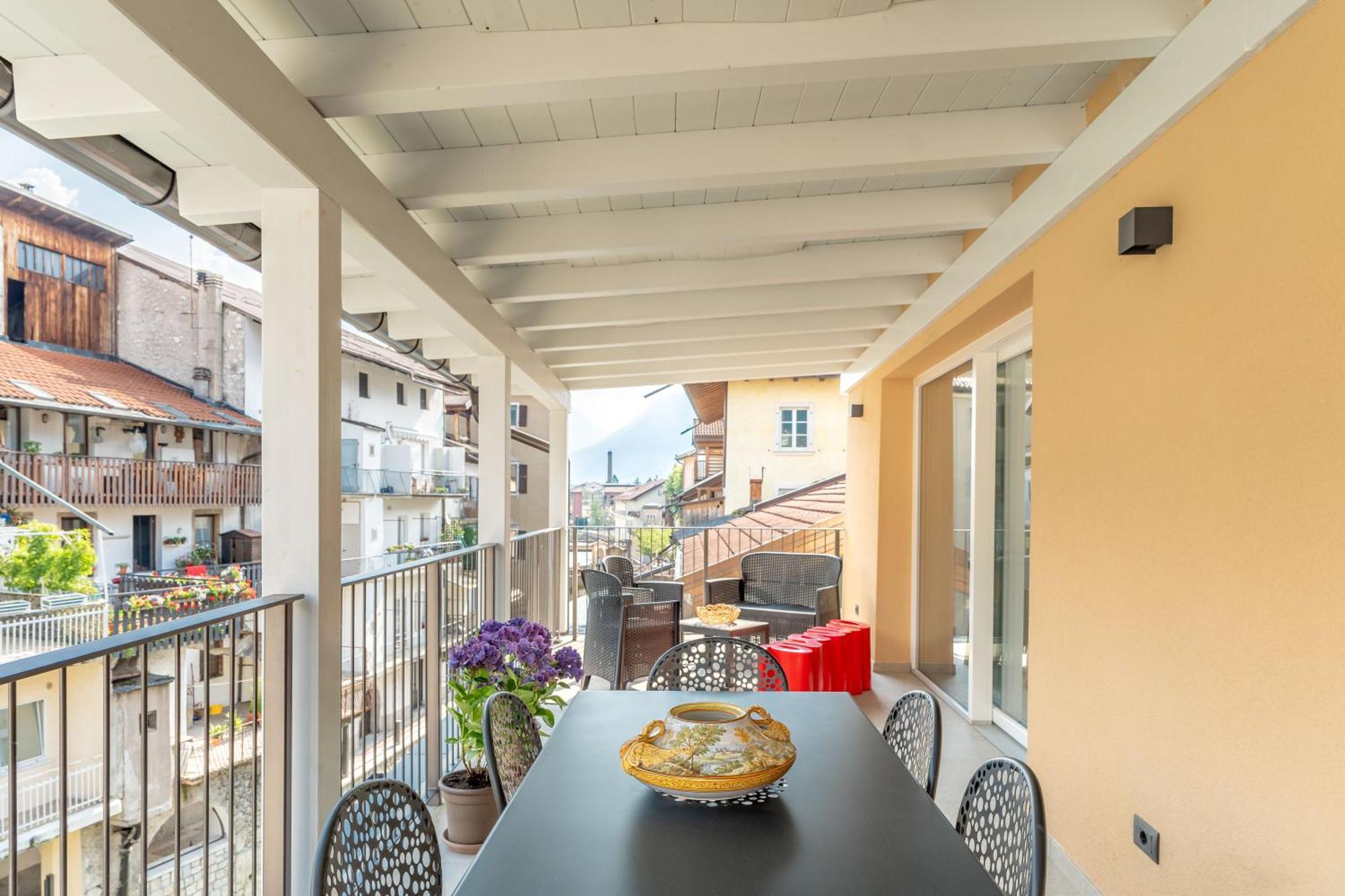 Ferienwohnung Luxury 2Br W/ River Castle View In Borgo Valsugana Exterior foto